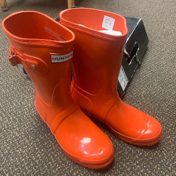 Orange short Hunters - Picture 1 of 2